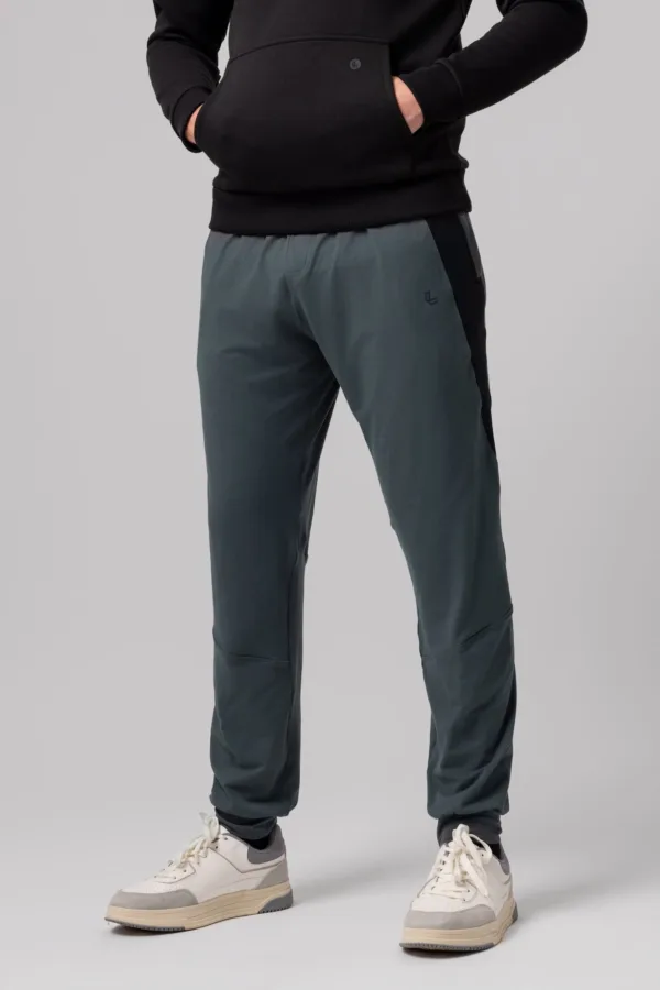 AirMesh Dres Tadej